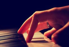 雨港繁华客场逼平，展现抗衡潜力